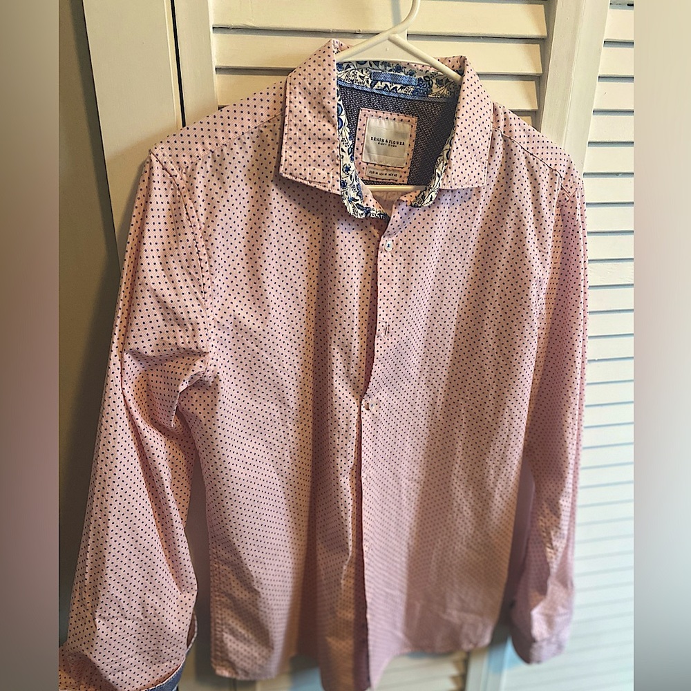 NWT MEDIUM MEN’s SHIRT DENIM & FLOWER BRAND